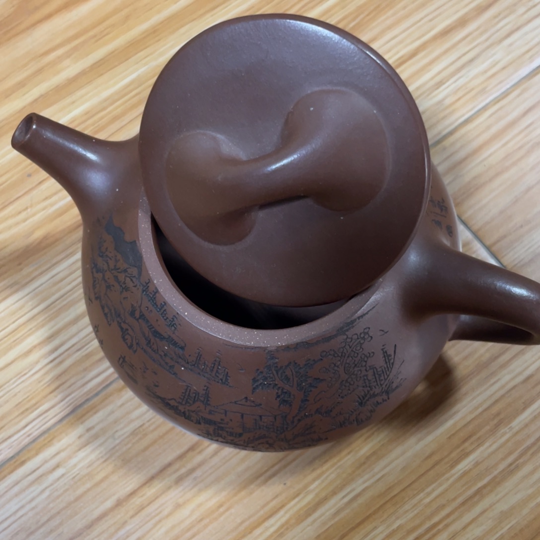 茶壶底槽青紫砂艺术作品
