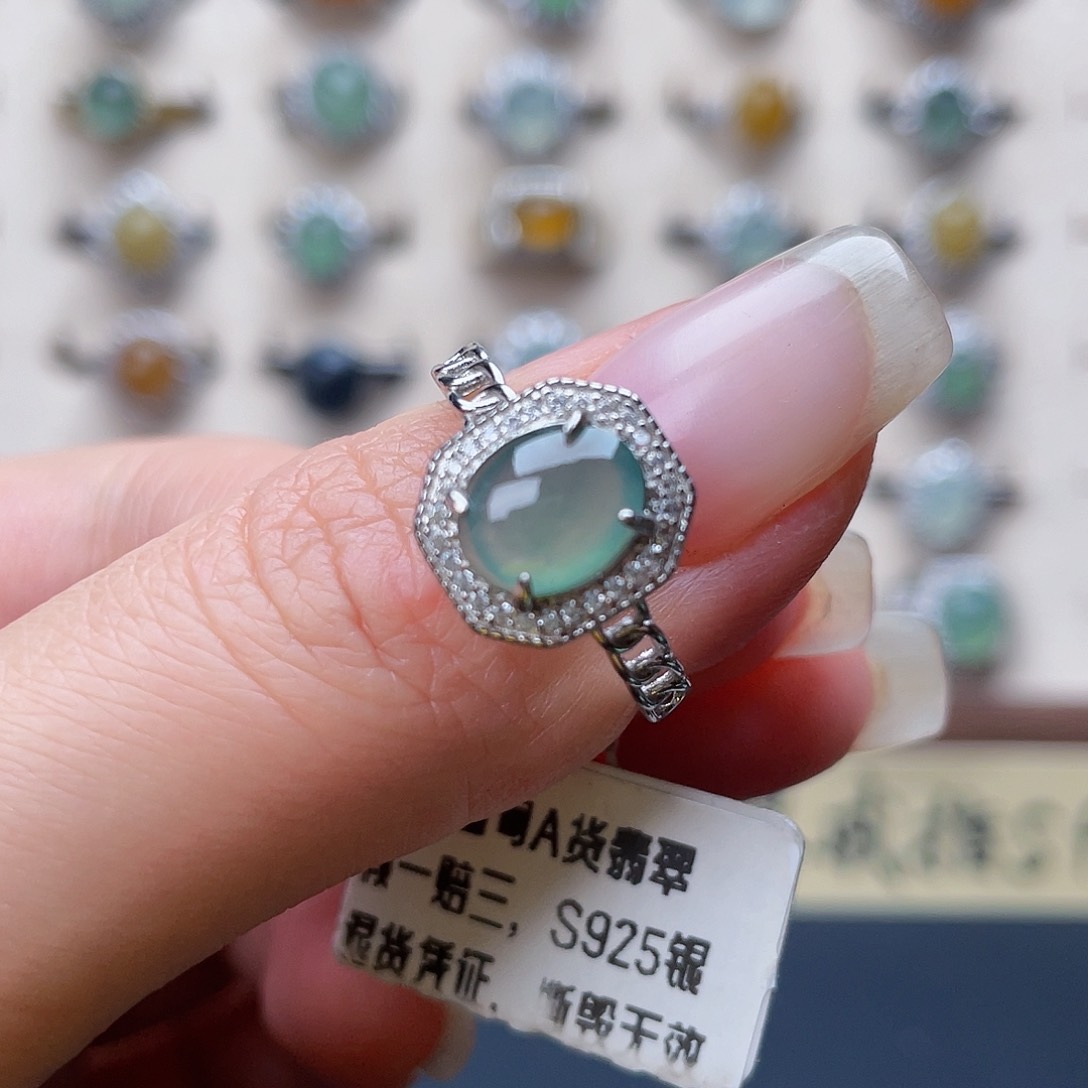 翡翠戒指未镶嵌戒指