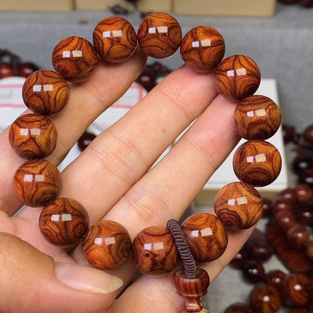 Z***朱黄花梨/降香黄檀1.5紫油梨对眼对眼