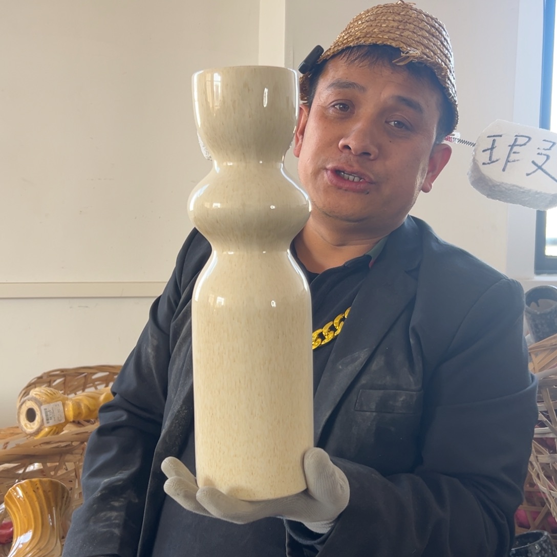 摆件76 号高中温陶瓷工艺瓶（部分微瑕）