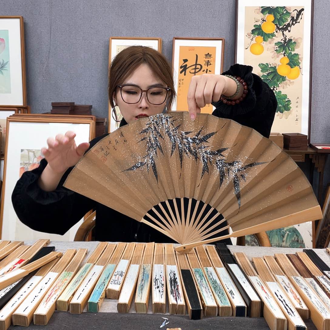 国画10寸玉竹-纯手绘-文玩扇骨（默认粘好）双面