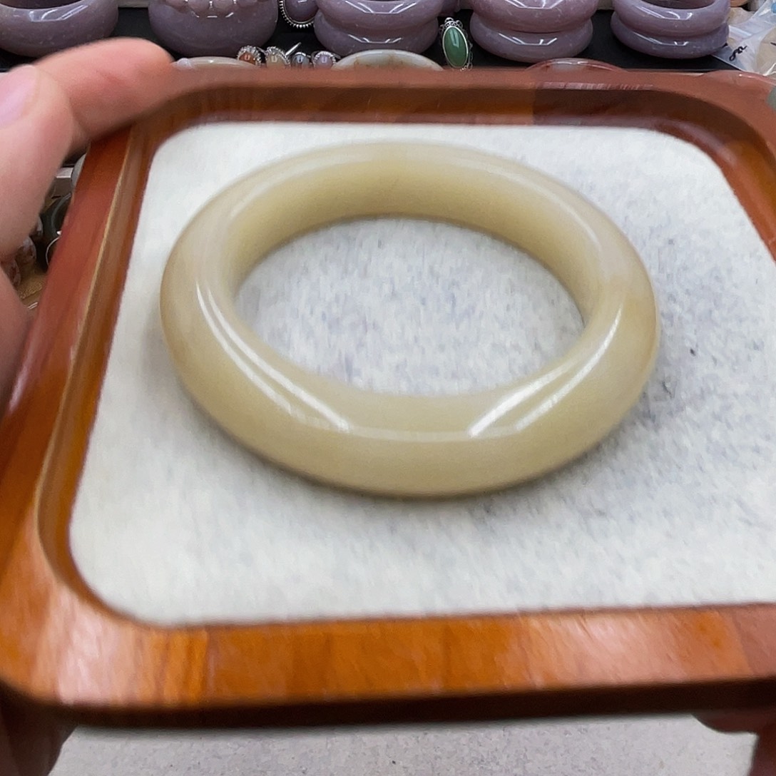 石英岩玉圈口56未镶嵌