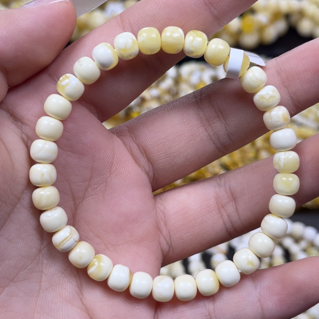 蜜蜡未镶嵌珠宝奇石6m