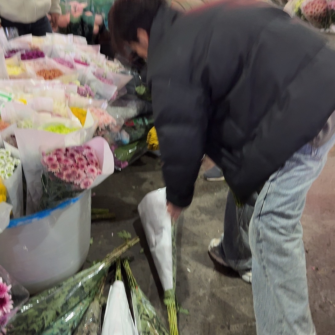 粉色三文鱼小雏菊一扎