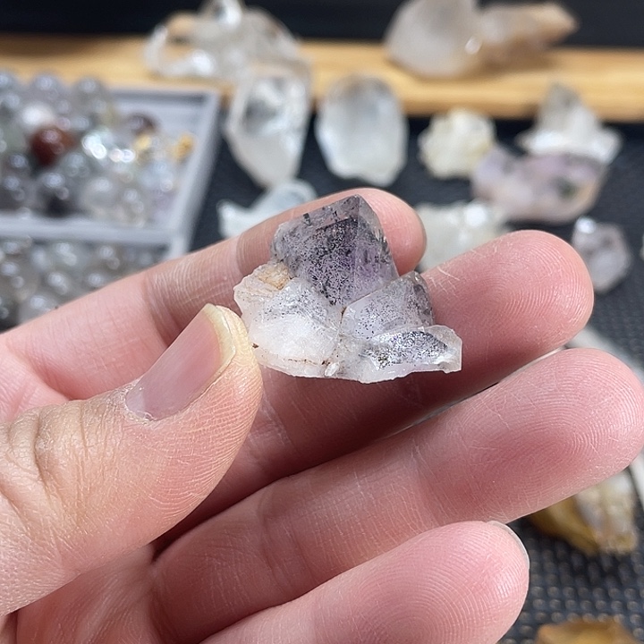 财****水晶未镶嵌珠宝半成品