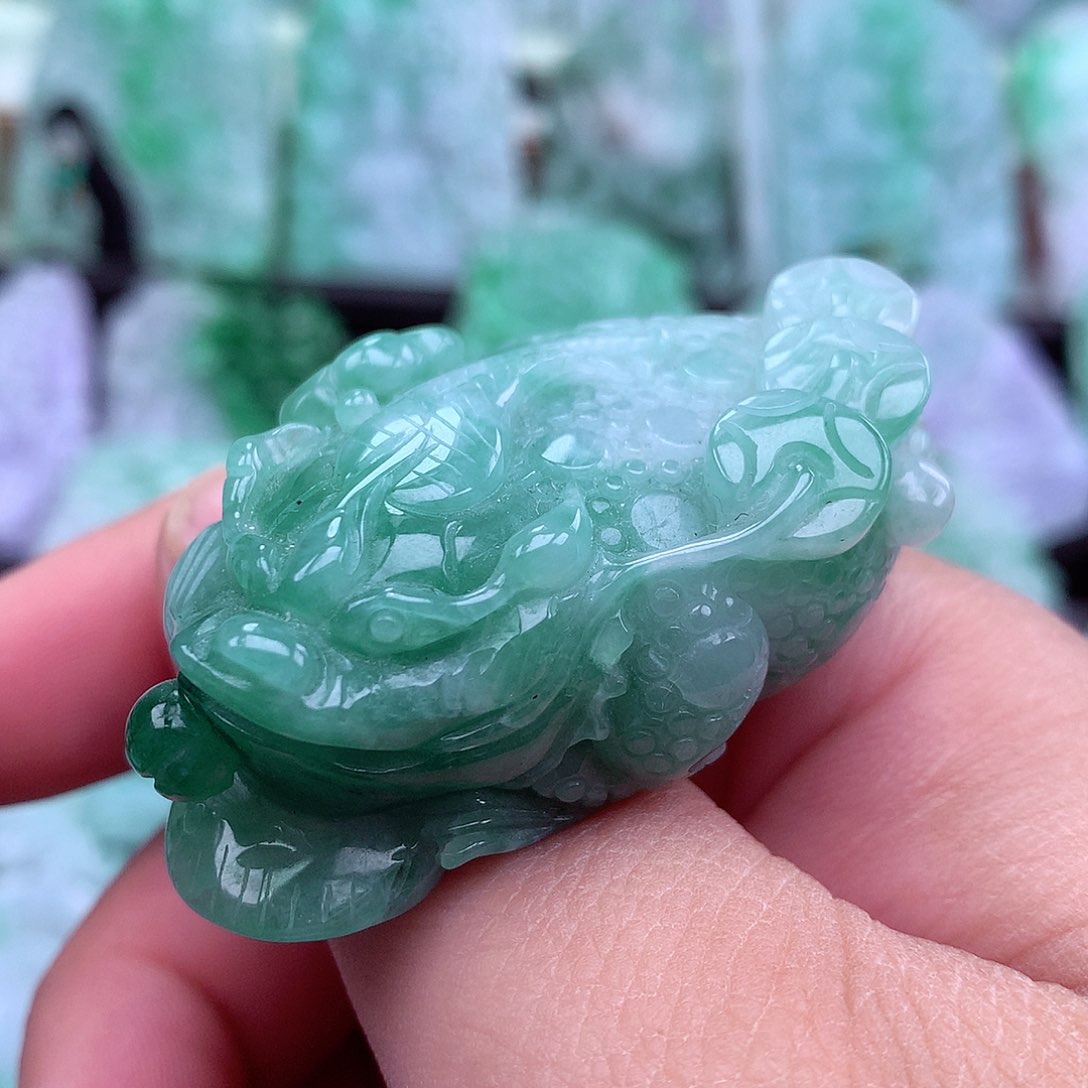 翡翠吊坠(不含链)未镶嵌