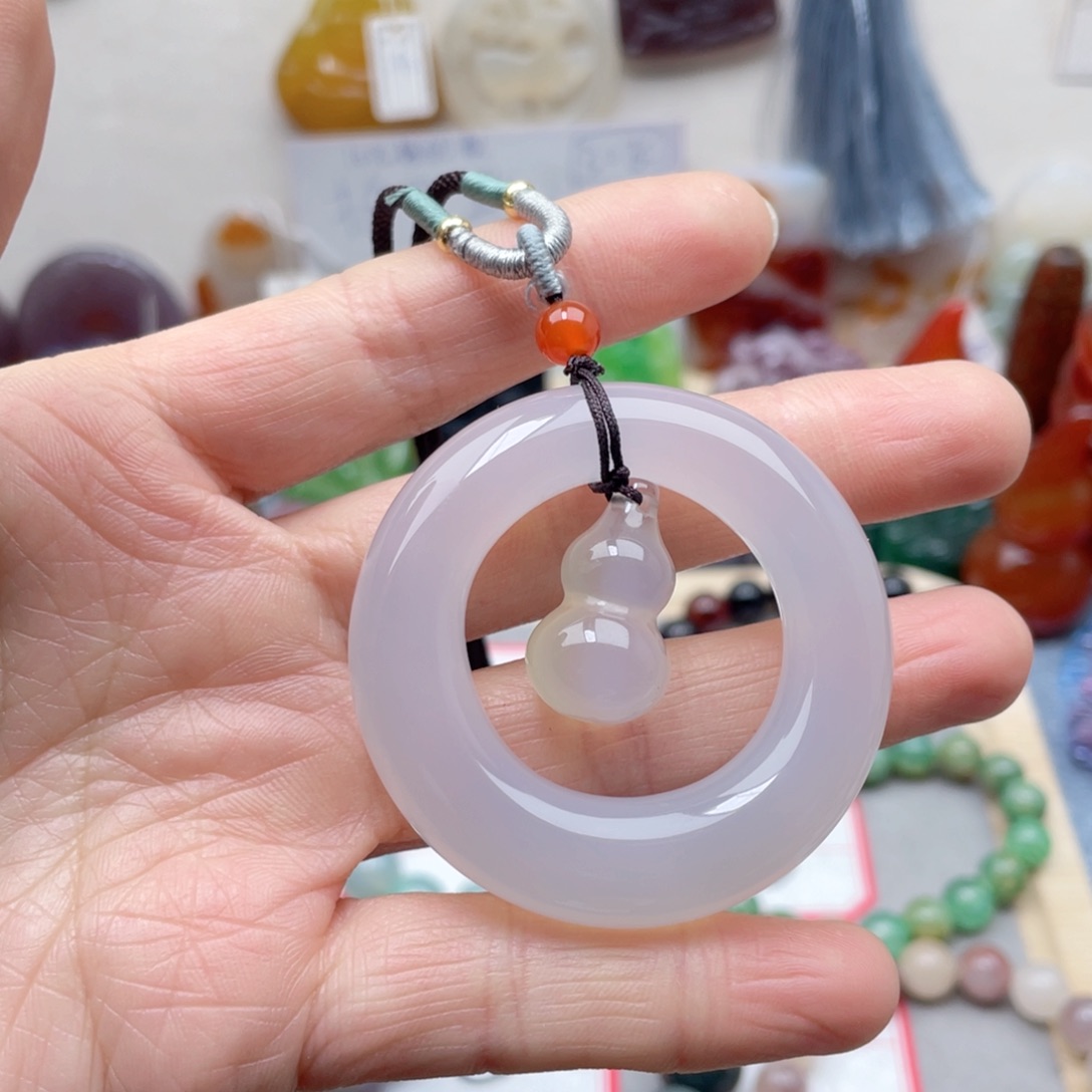 玛瑙/玉髓颈饰合金招*喵