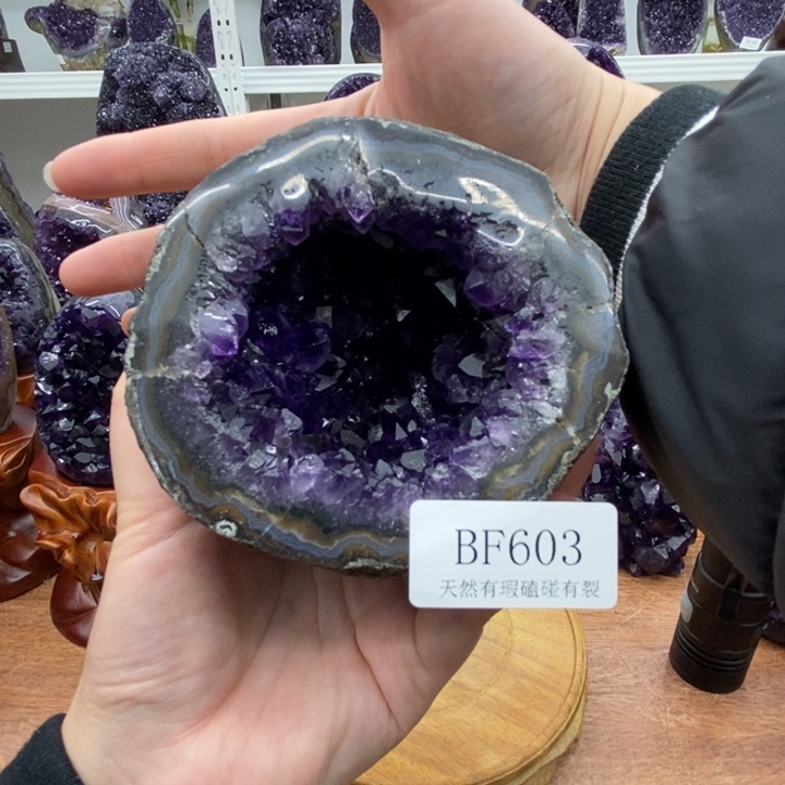 紫晶大型摆件（非配饰）未镶嵌