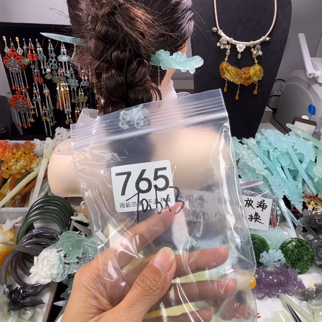 未镶嵌岫玉发饰A****