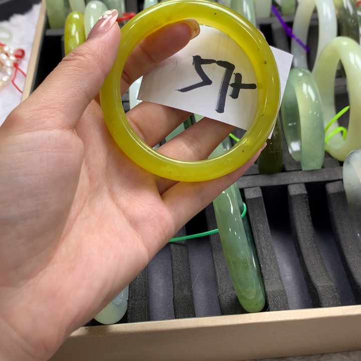 未镶嵌蛇纹石玉手镯11