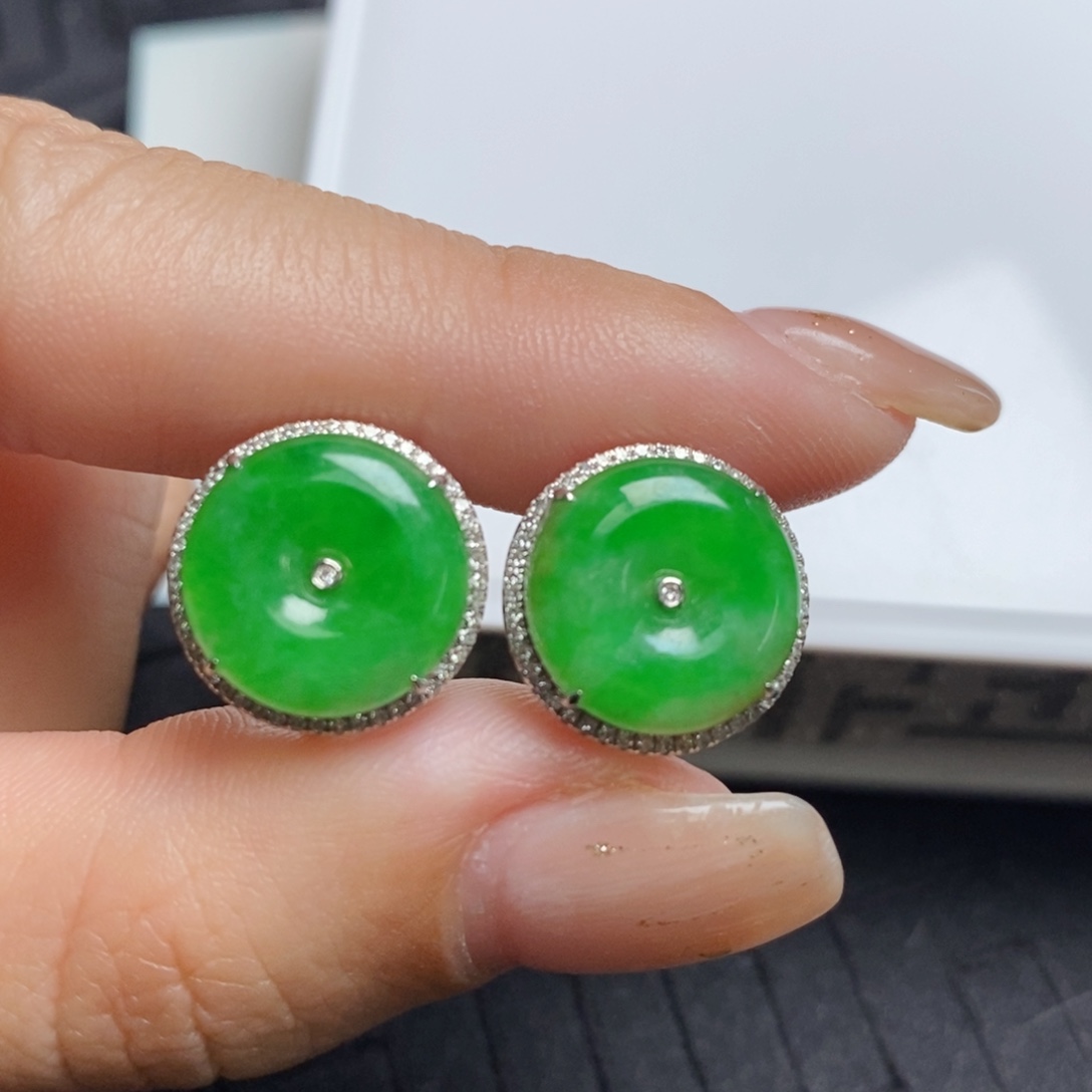 翡翠18K金镶嵌耳饰平安扣耳包