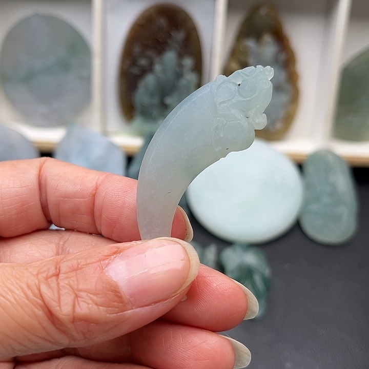 翡翠未镶嵌挂件我