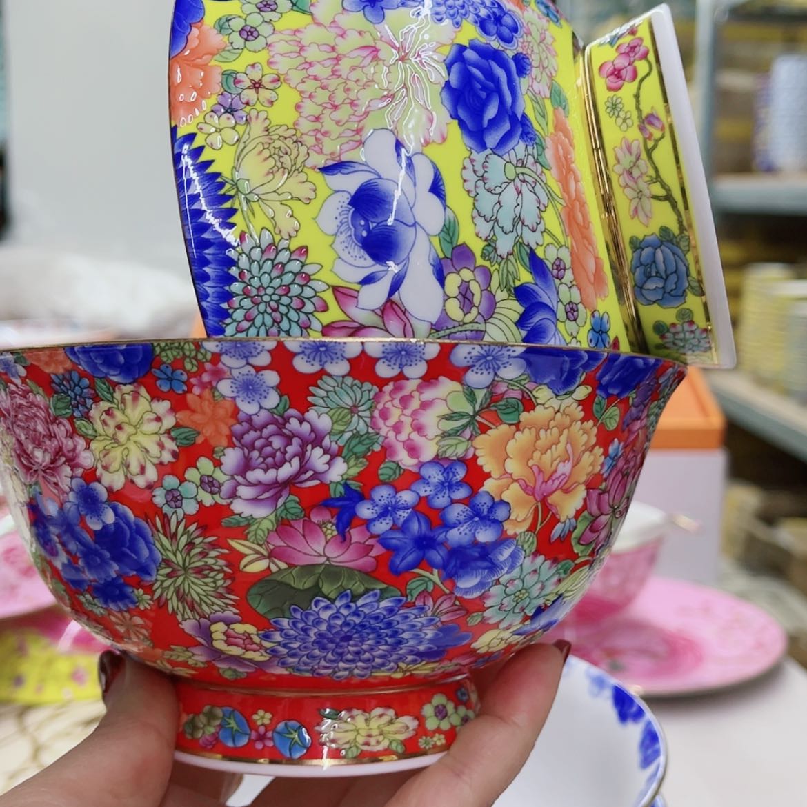 【闪购商品】骨瓷6寸2个………………………………