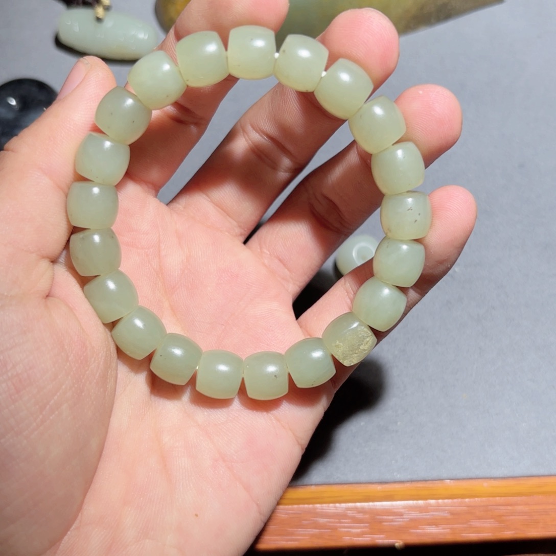 和田玉手链未镶嵌