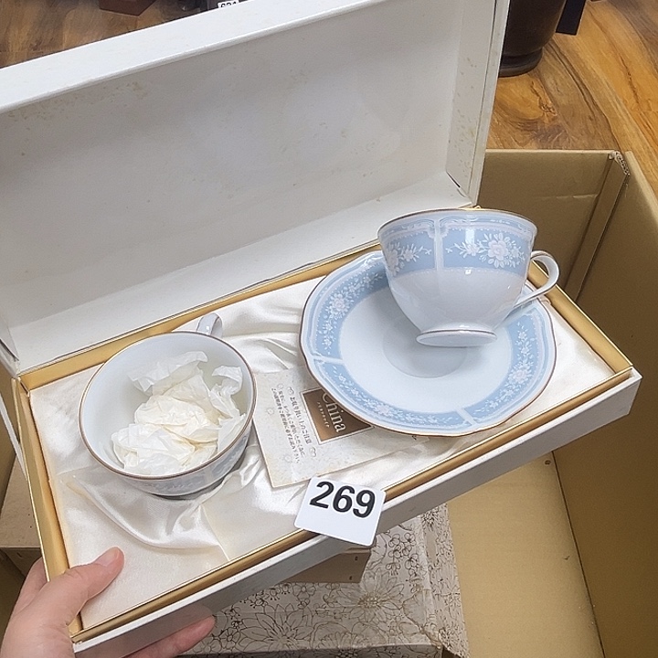 瓷片呀工艺品摆件瓷器摆件正能量