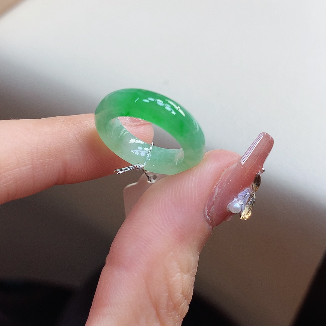 翡翠未镶嵌戒指5号