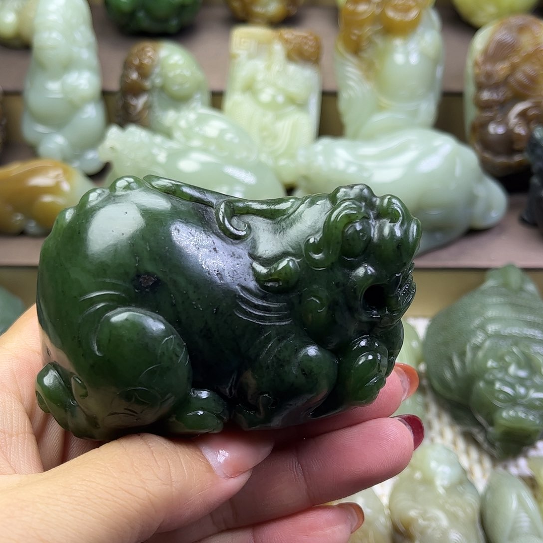 和田玉挂件未镶嵌