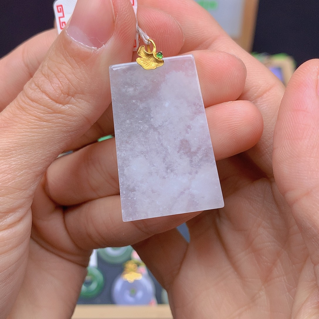 翡翠颈饰18K金镶嵌翡翠