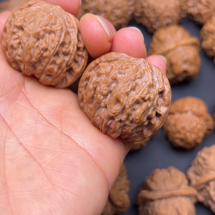 文玩核桃把件小****.磨盘36