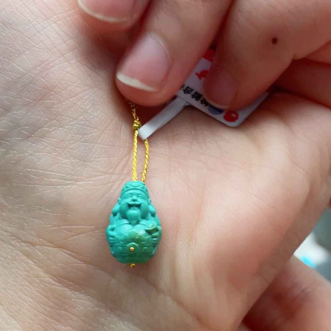 绿松石颈饰未镶嵌