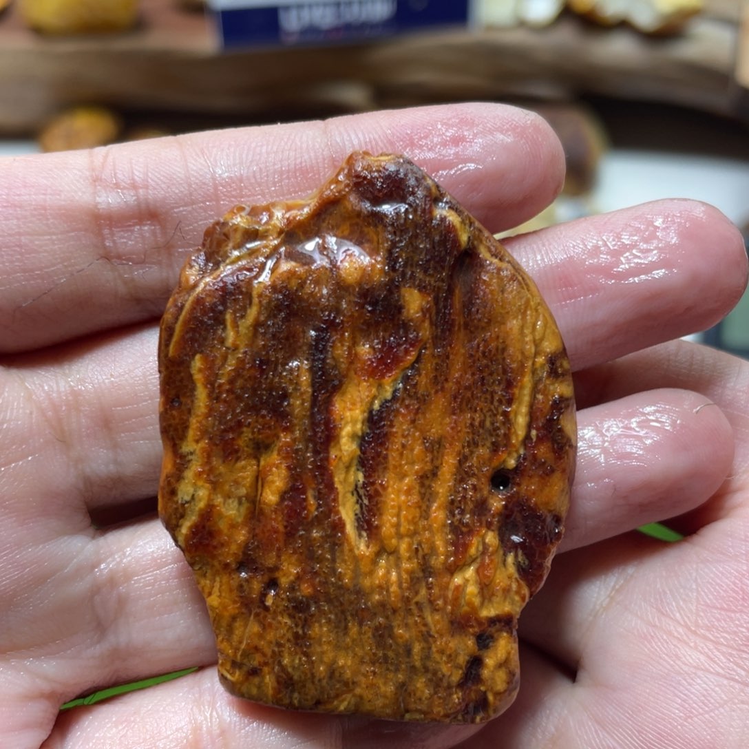 定制琥珀天然原矿