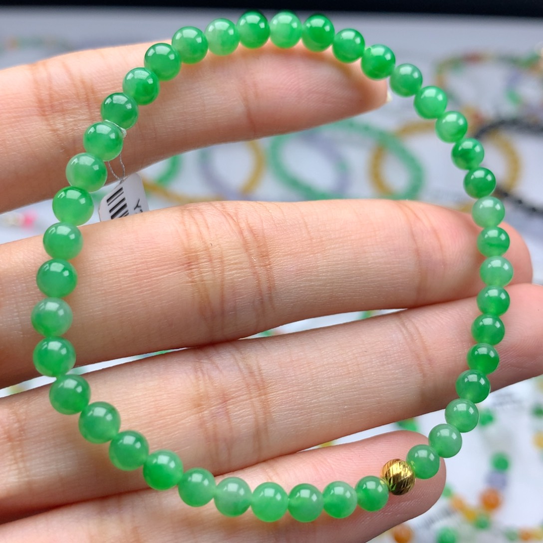 翡翠手链未镶嵌卡