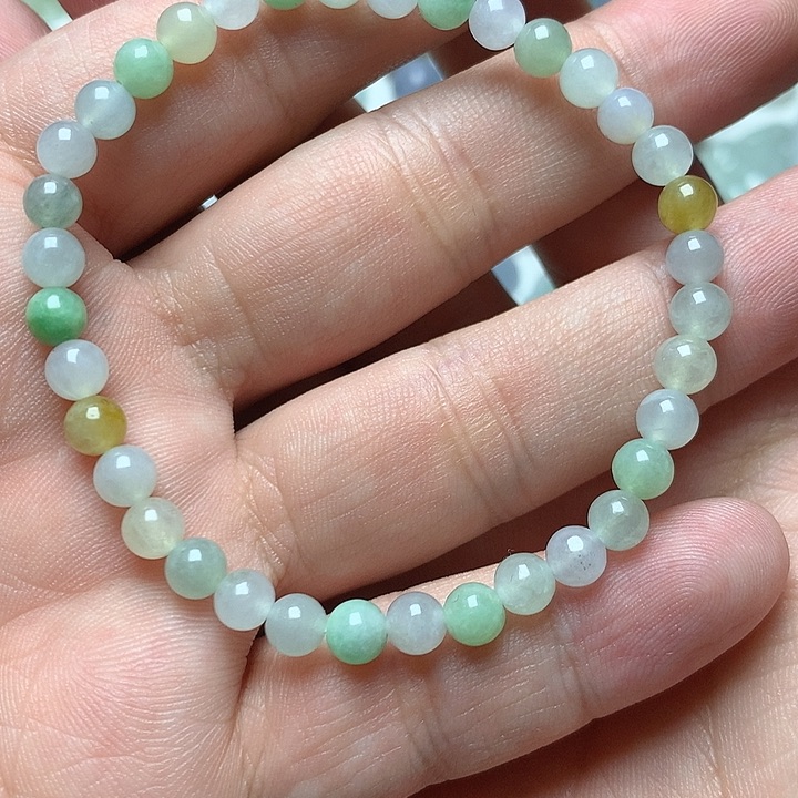 翡翠颈饰未镶嵌5.5mm翡翠