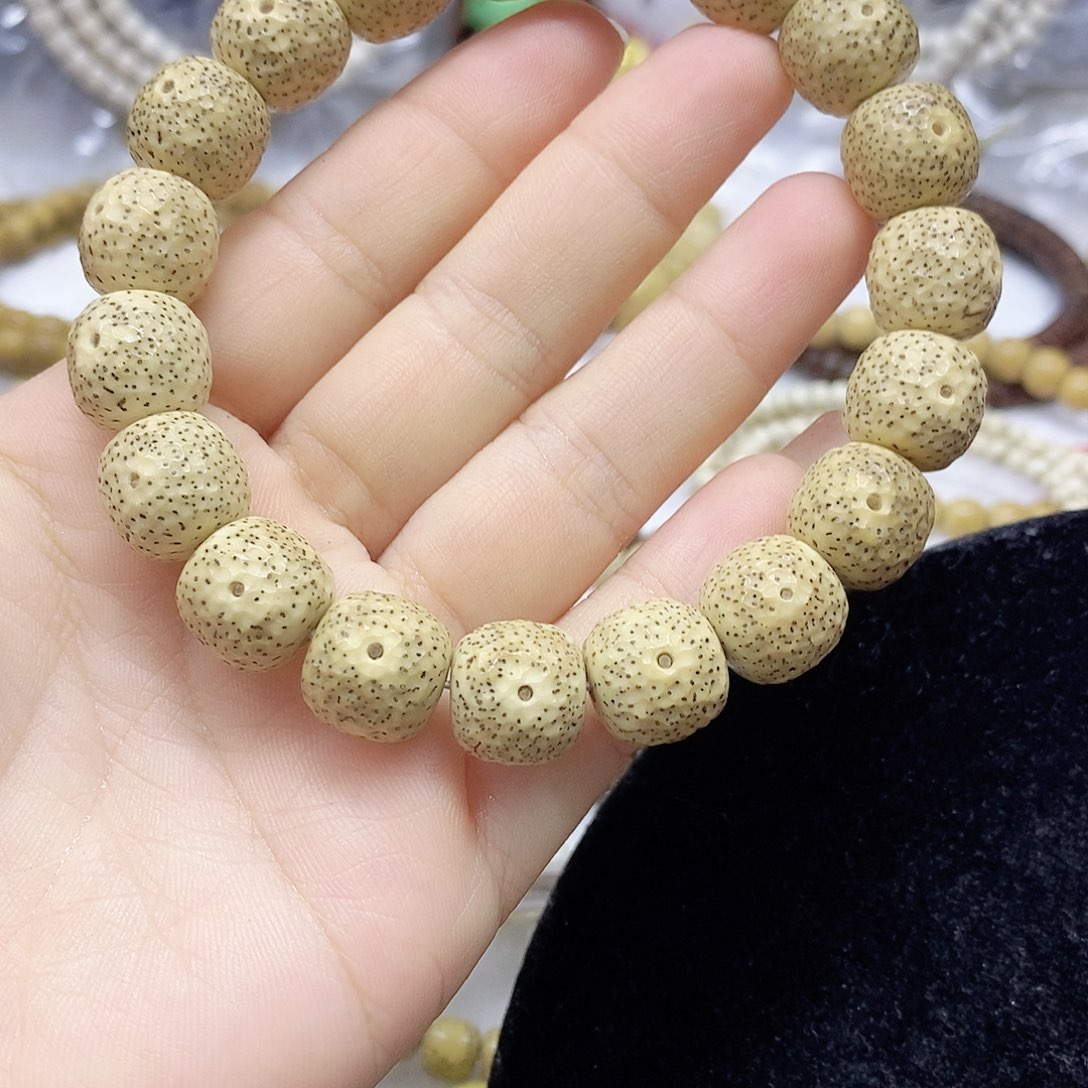 星月菩提吊坠12.13星月菩提