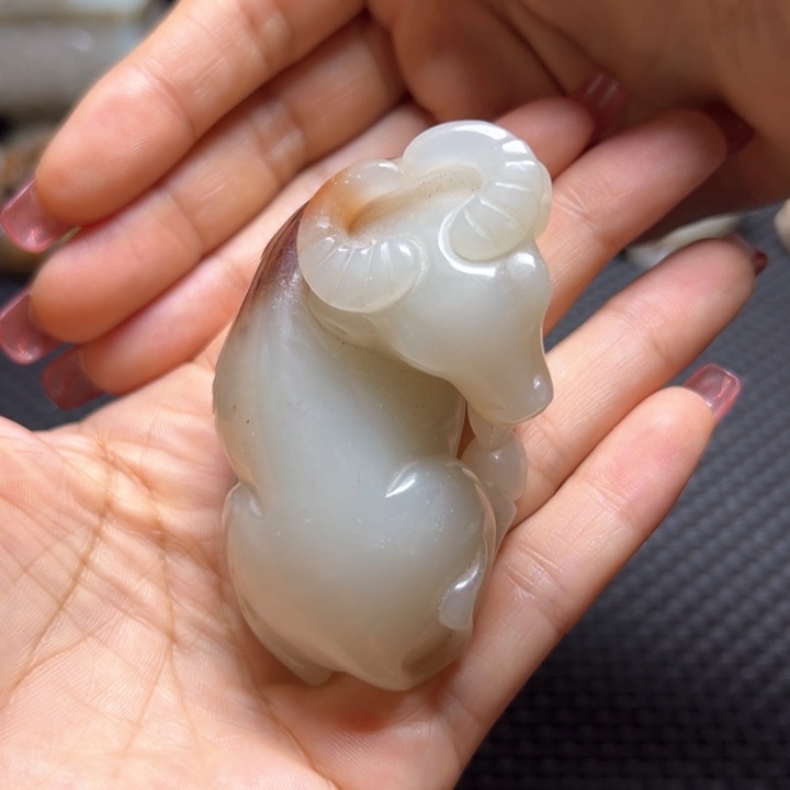 和田玉（糖玉）未镶嵌挂件