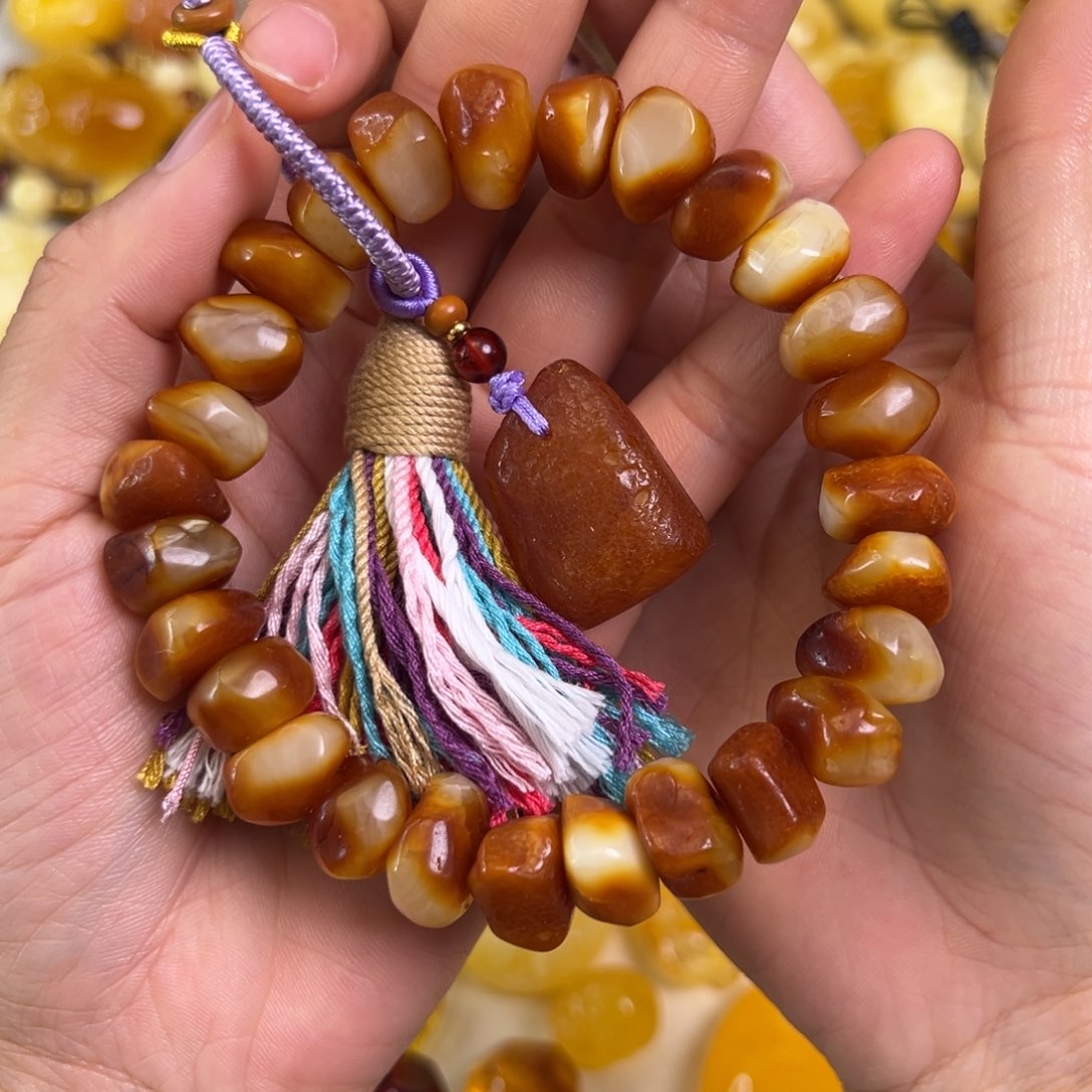 未镶嵌蜜蜡裸石蜜蜡