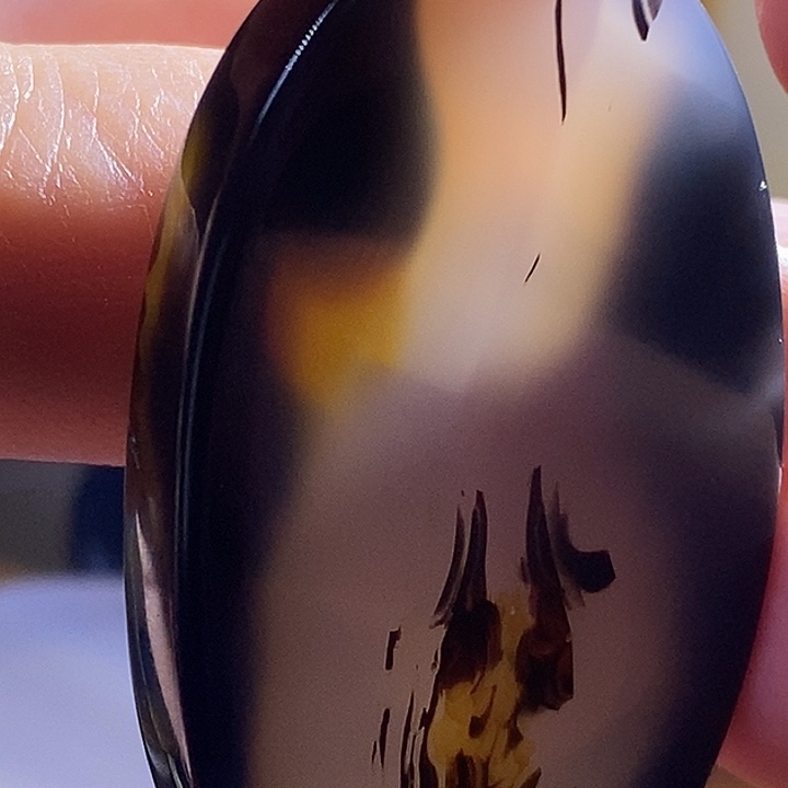 未镶嵌颈饰玛瑙/玉髓清**为