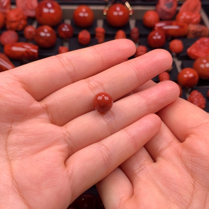 南红玛瑙未镶嵌圆珠单珠10MM