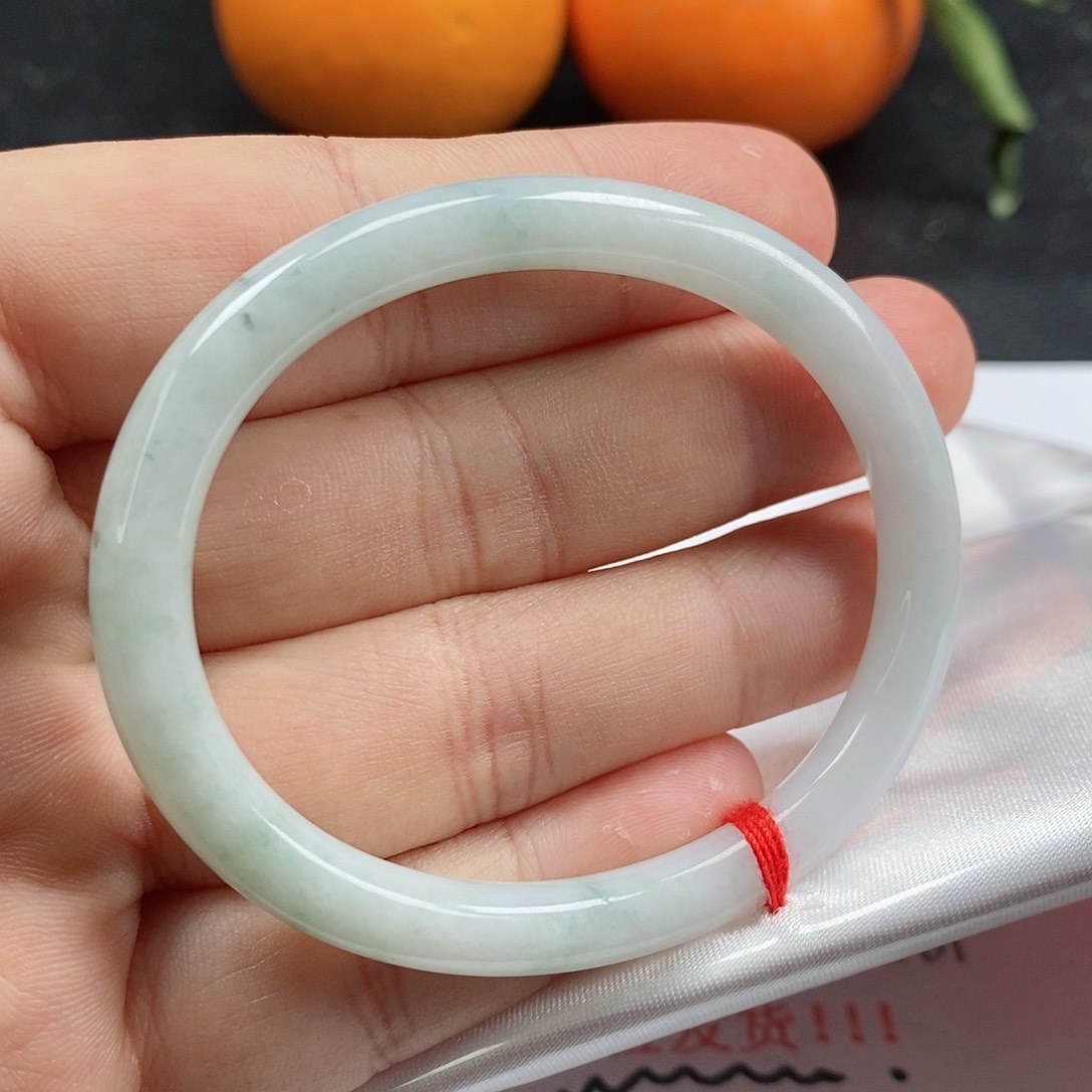 【闪购商品】翡翠手镯（贵妃镯）未镶嵌238号