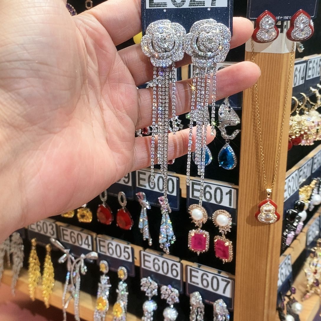 【闪购商品】纯铜925银锆石?****8