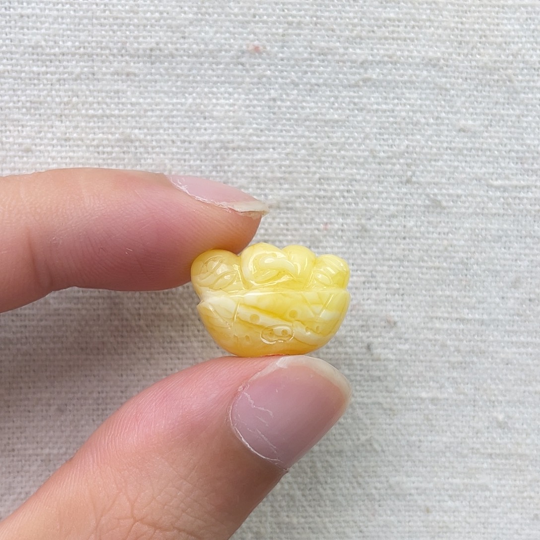 琥珀未镶嵌珠宝奇石小猪面包