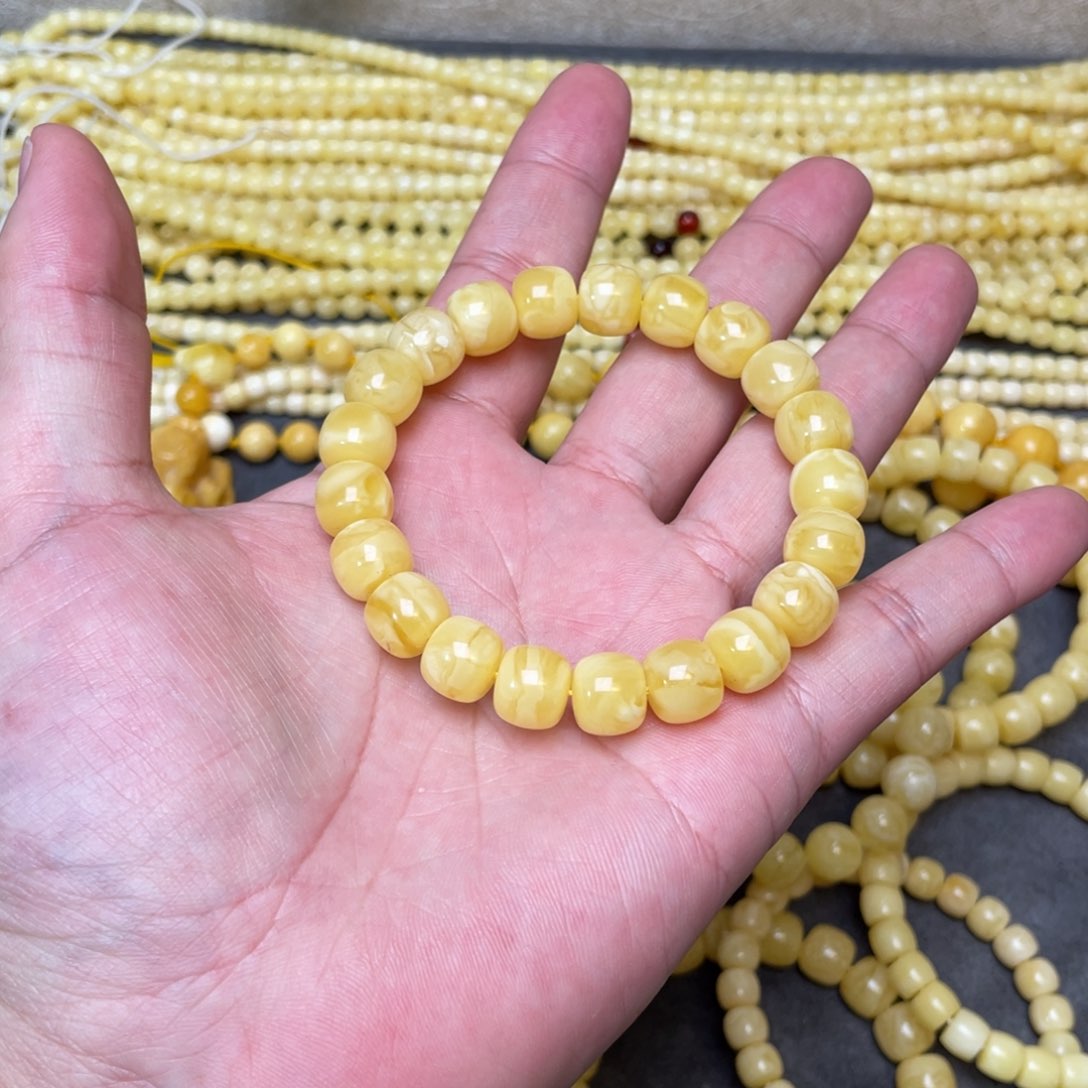 蜜蜡裸石未镶嵌蜜蜡手串10.7mm