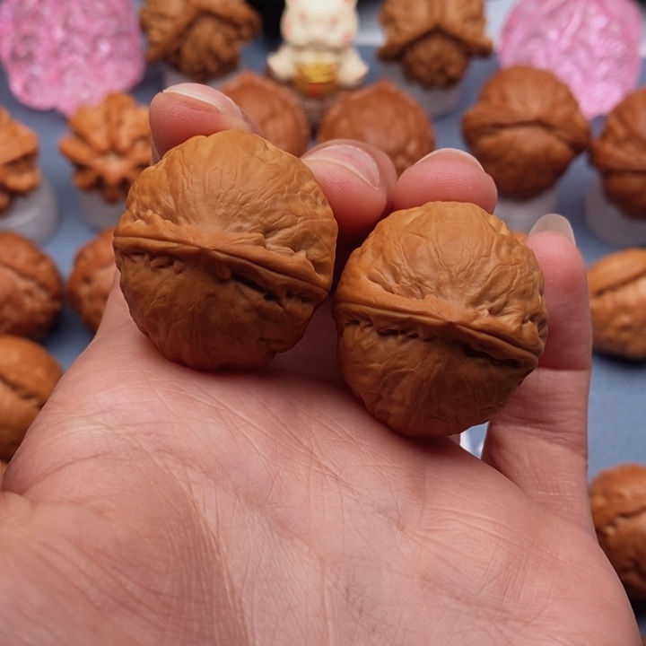 文玩核桃把件赤霞珠