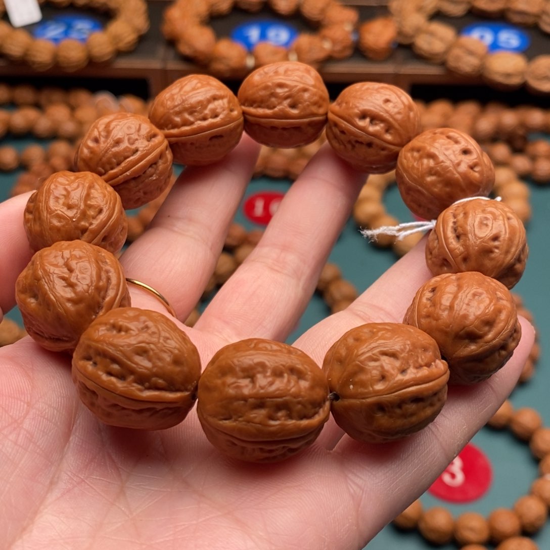 文玩核桃手串21尺寸元宝