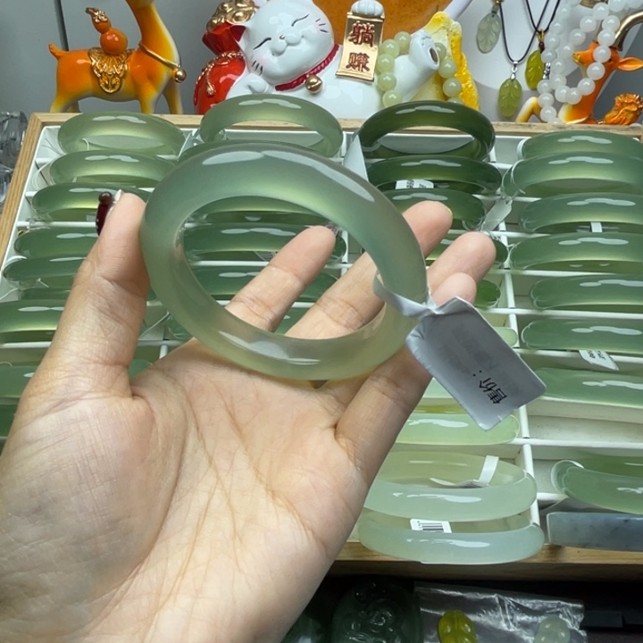 木***由岫玉未镶嵌手镯岫玉