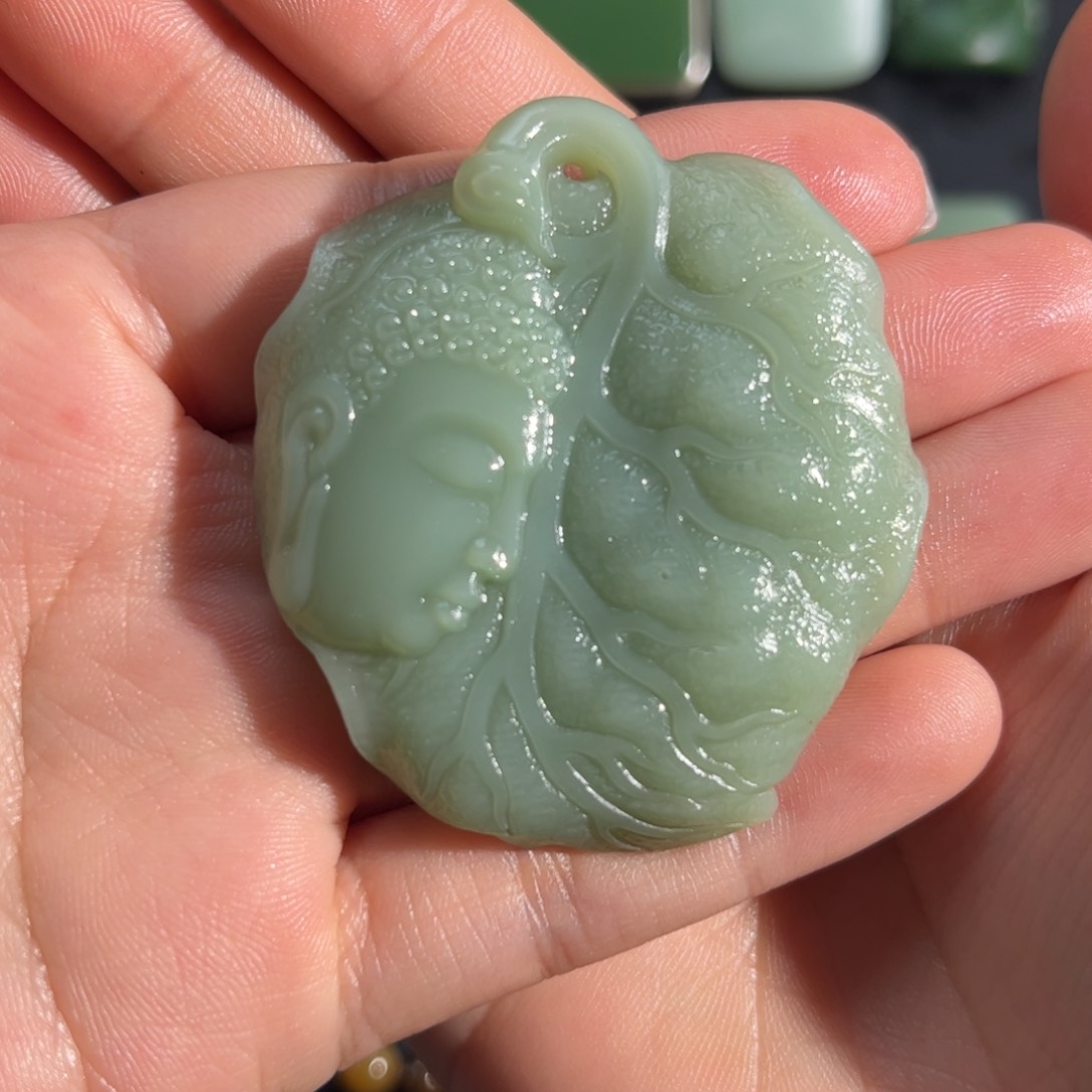 和田玉未镶嵌定制