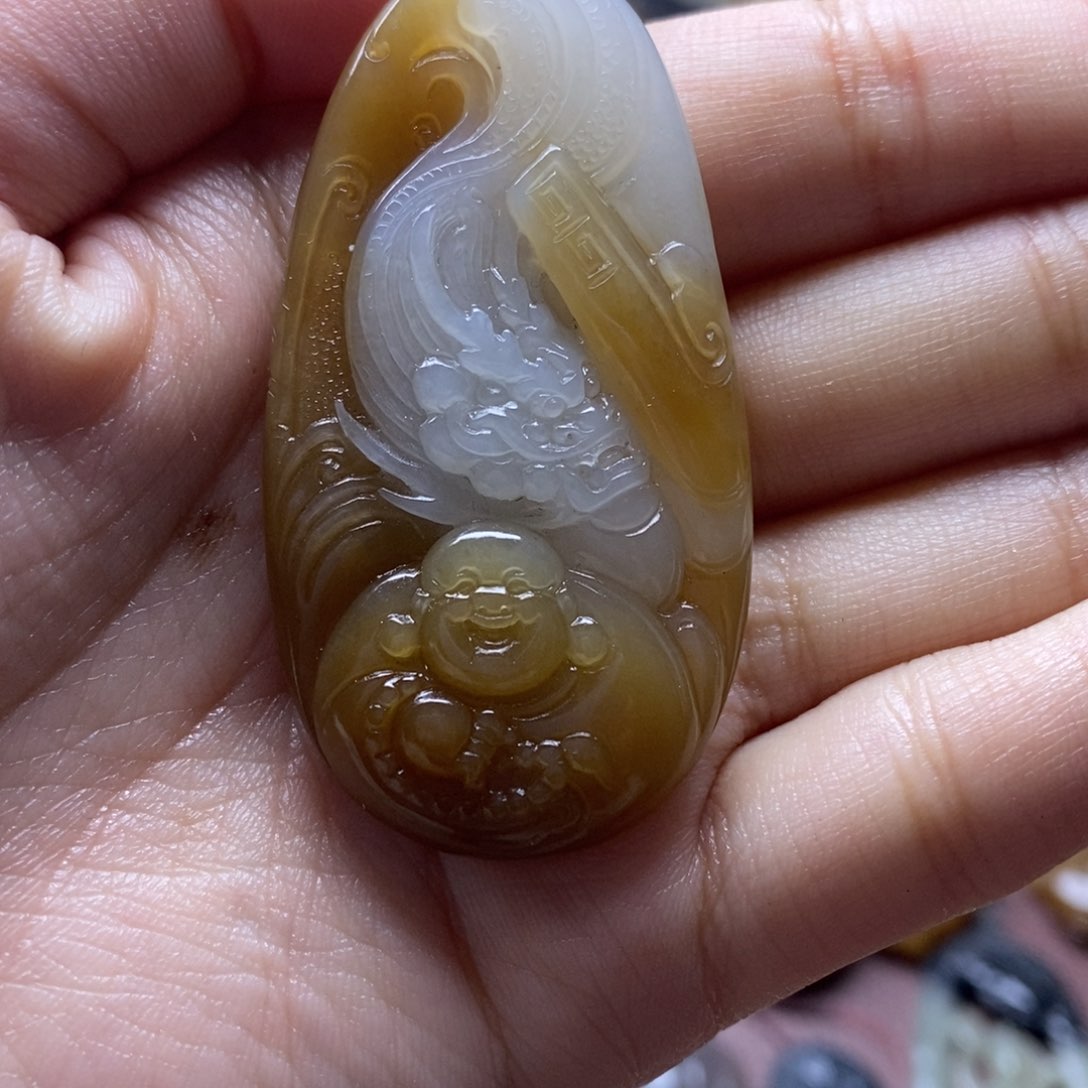 吊坠(不含链)未镶嵌和田玉（糖玉）