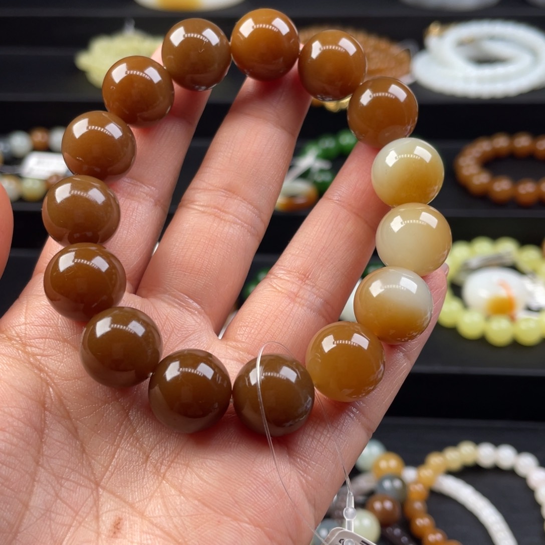 和田玉手串未镶嵌玉****游