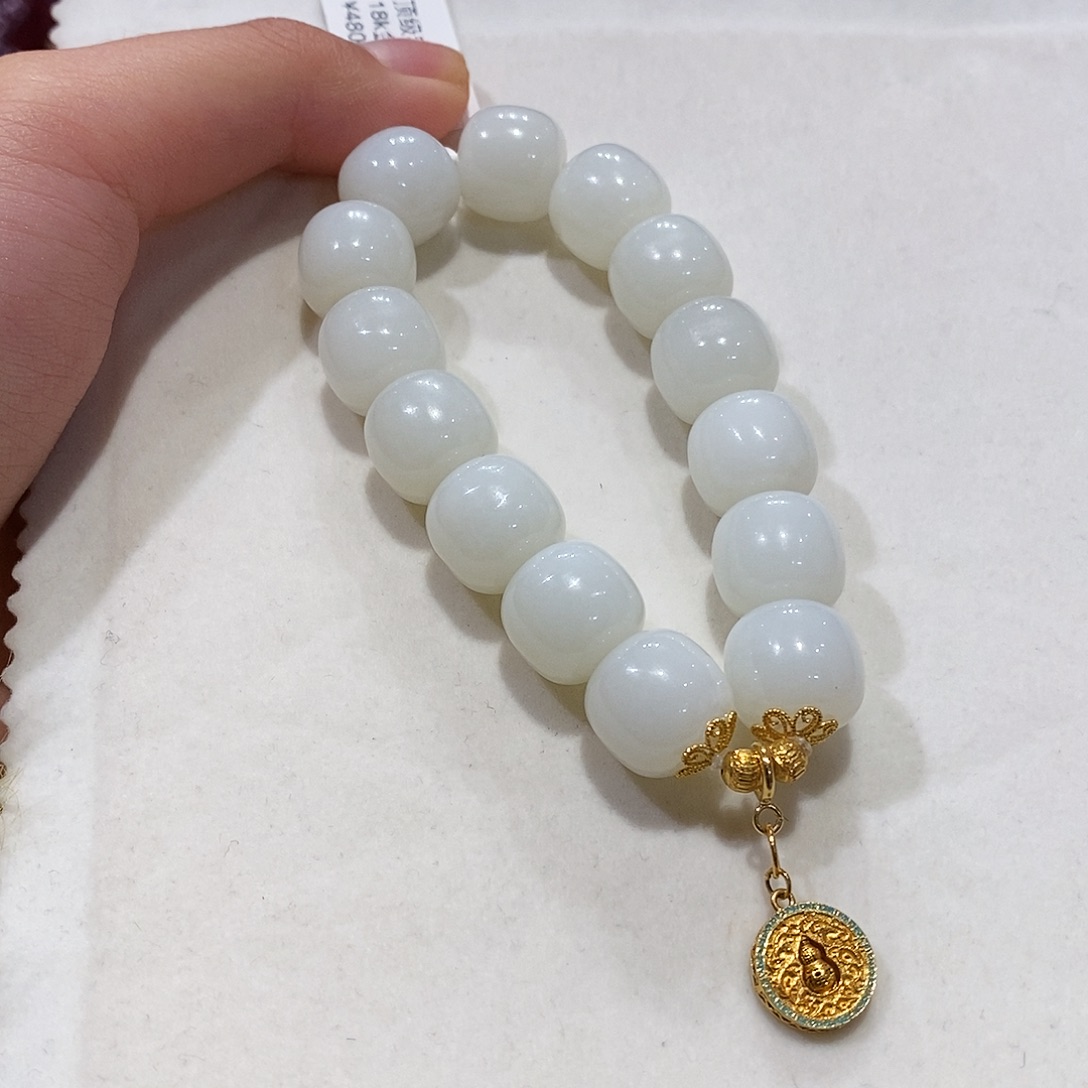 和田玉未镶嵌手串