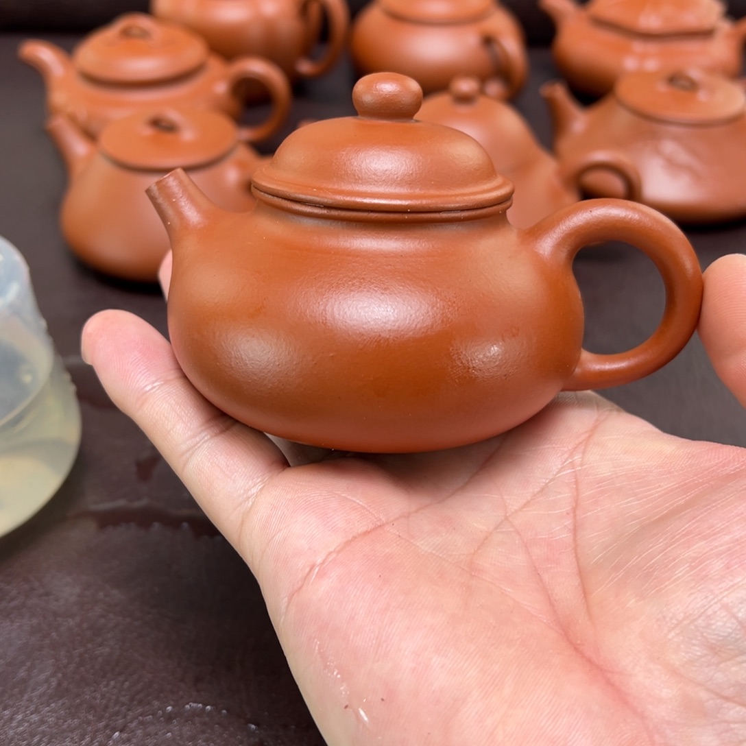 紫砂茶壶汽修厂和机械设备