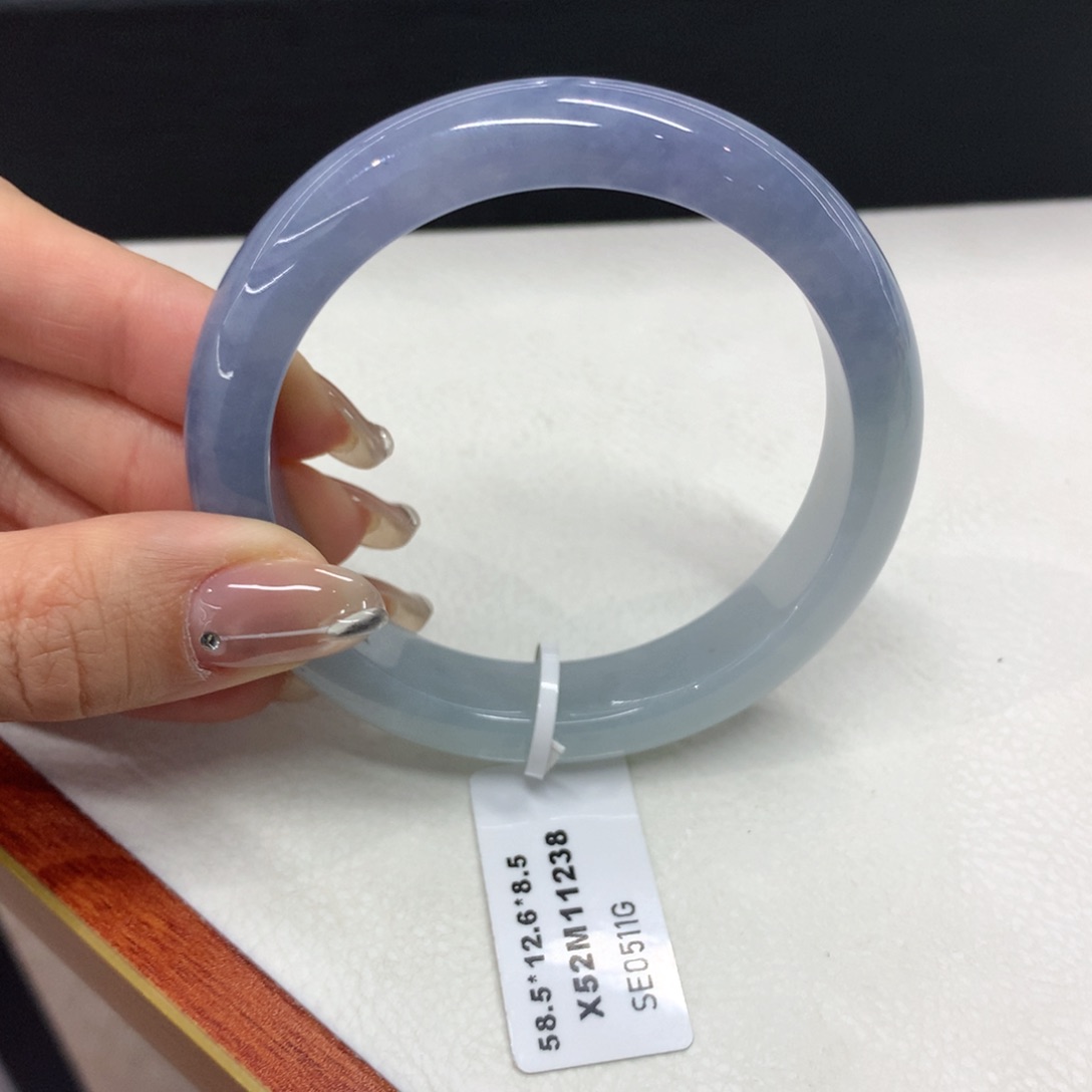 翡翠手镯未镶嵌缅甸翡翠手镯 紫罗兰