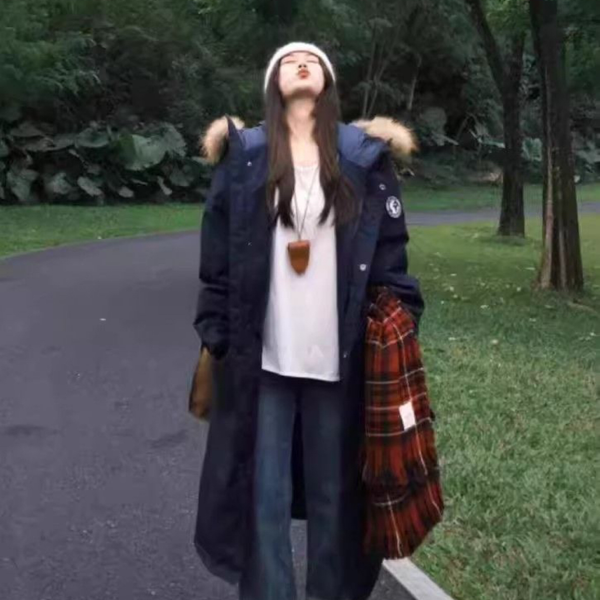 学院风藏蓝色长款大毛领工装派克服女冬季加厚过膝外套小个子