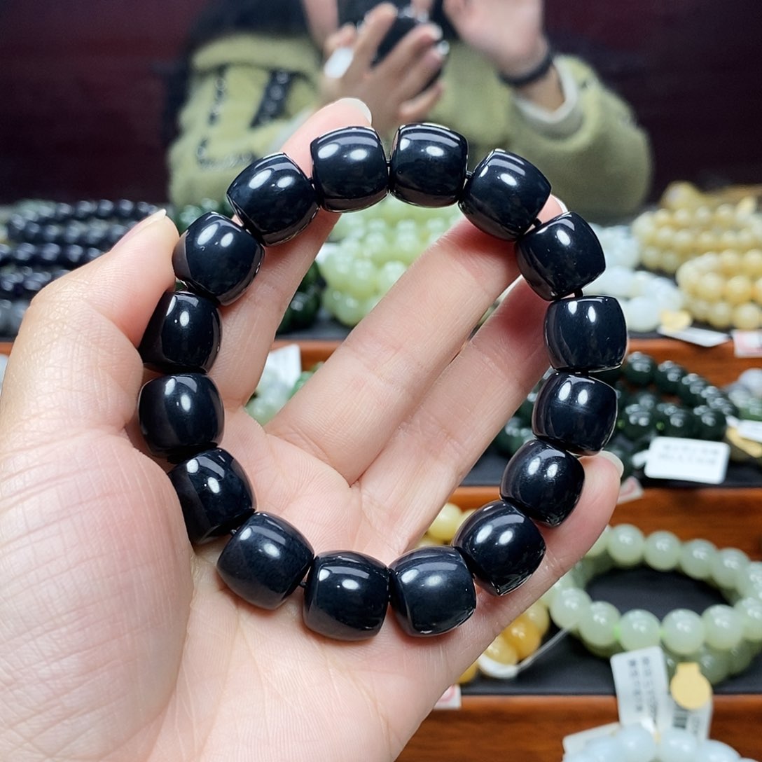 和田玉手链未镶嵌