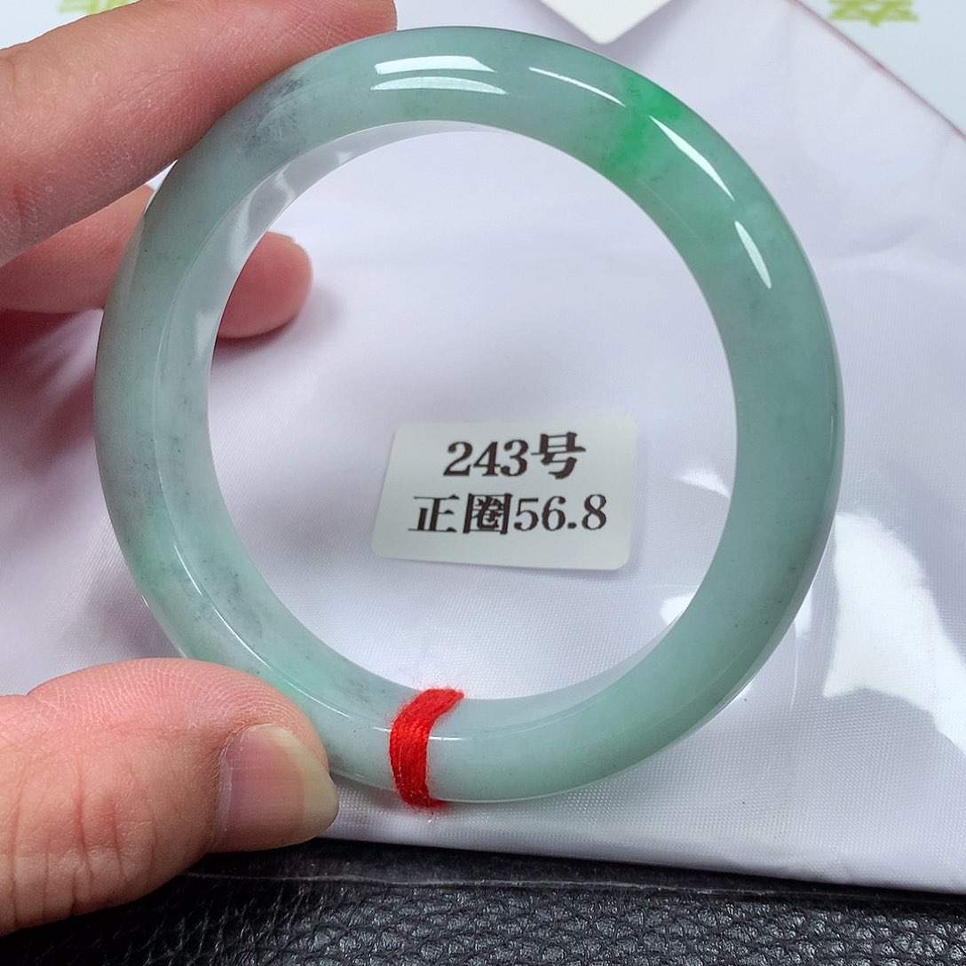 【闪购商品】翡翠手镯未镶嵌243号