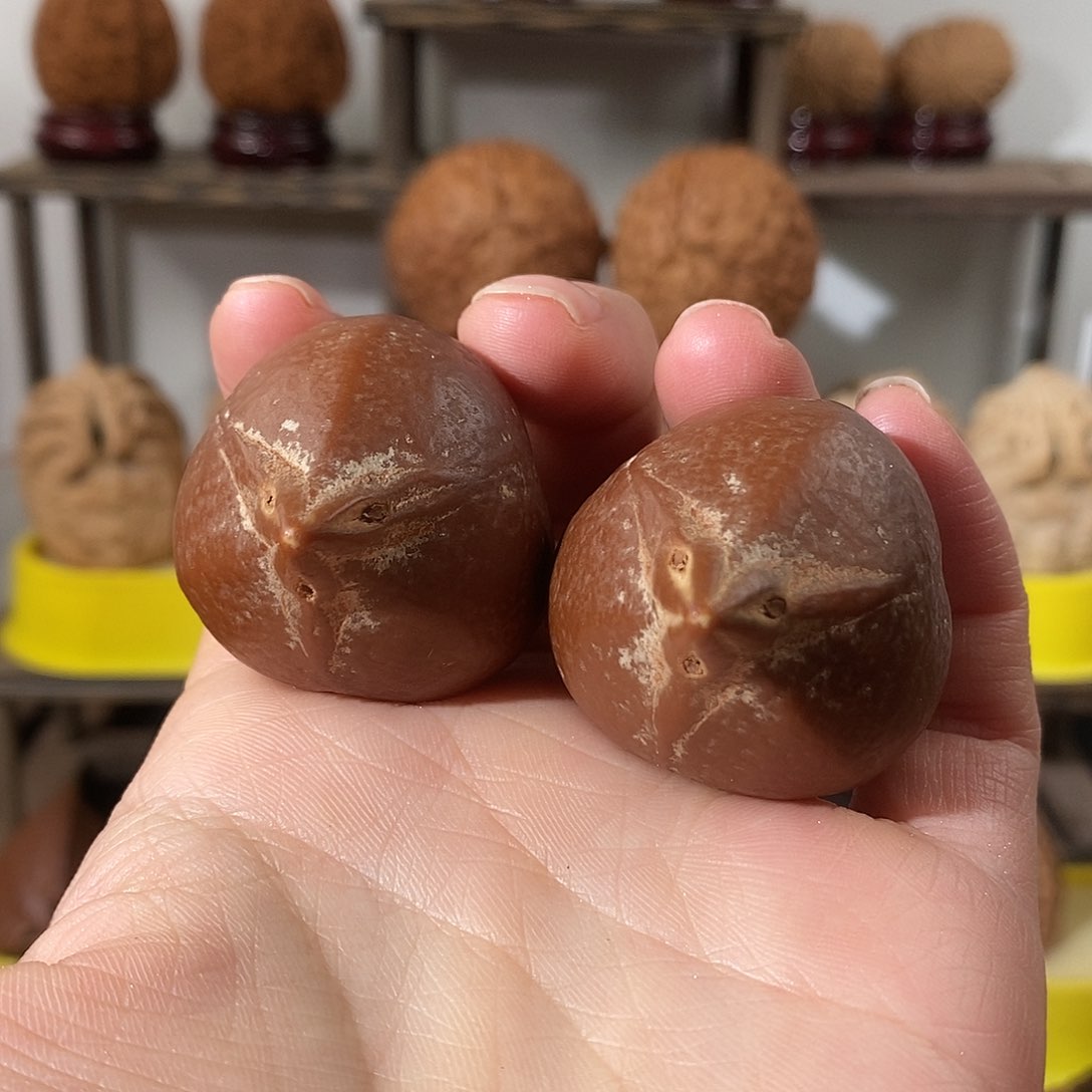 吊坠文玩核桃墨*红橄榄35