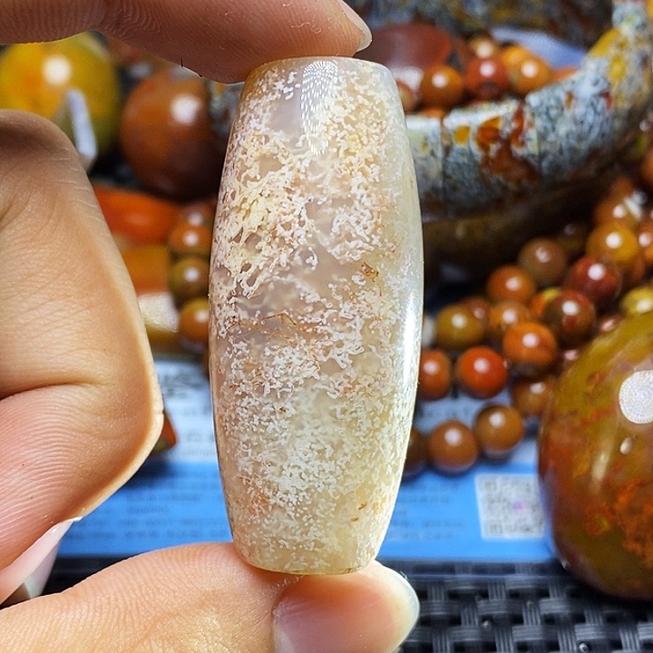 辰***炘玛瑙/玉髓未镶嵌颈饰